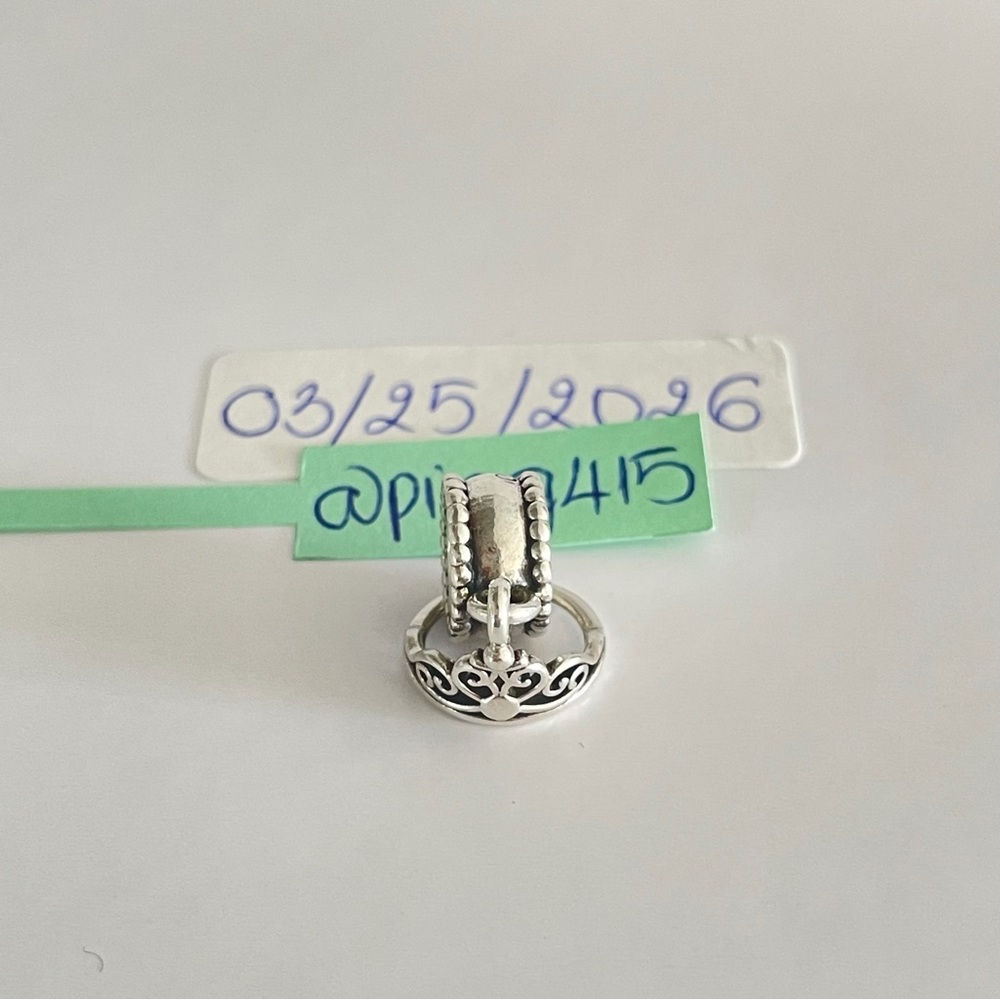 Pandora Disney Jasmine Tiara dangle - Picture 9 of 12